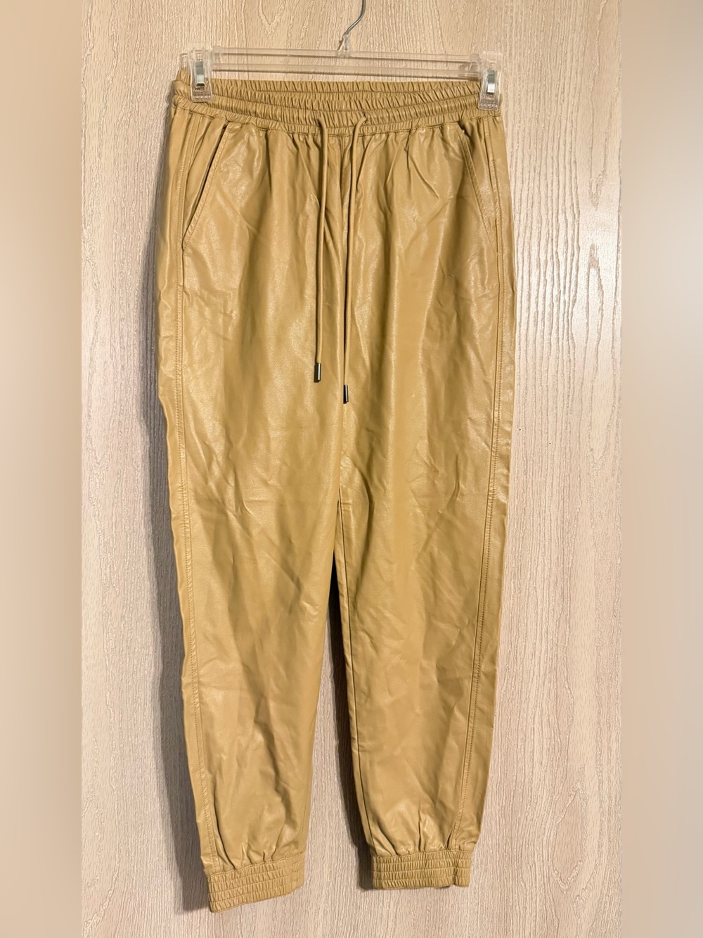 Stella Luce Camel Faux Leather Jogger Pants Size Small - Picture 16 of 16